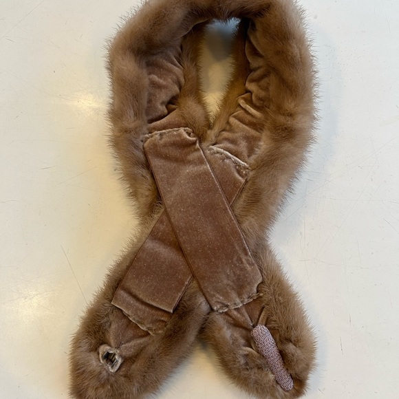 Faux Fur Neck Piece - Brown - Vintage - Medium - Picture 4 of 10